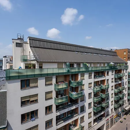 Corvin Quarter Apartment *